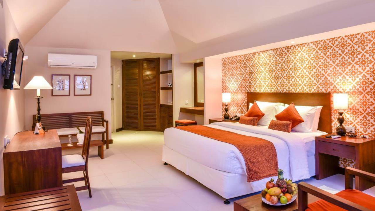 Hotel Adaaran Select Huduran Fushi Hudhuranfushi Esterno foto